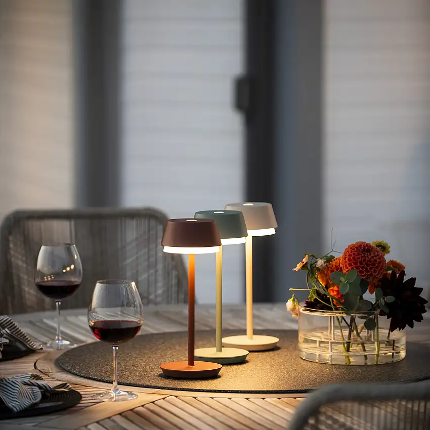 Bordslampa Gnosjö KonstsmideLyon USB
